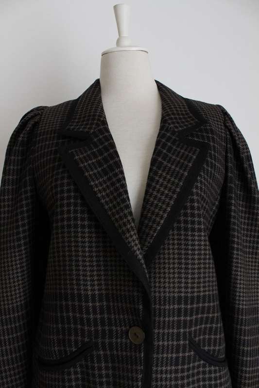 *LOUIS FERAUD* DESIGNER VINTAGE HOUNDSTOOTH BLACK JACKET - SIZE 14