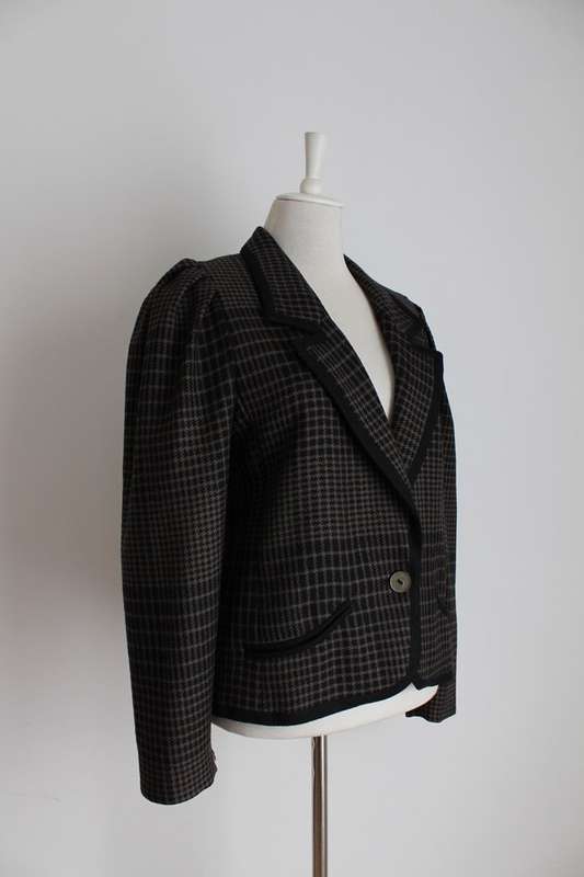 *LOUIS FERAUD* DESIGNER VINTAGE HOUNDSTOOTH BLACK JACKET - SIZE 14