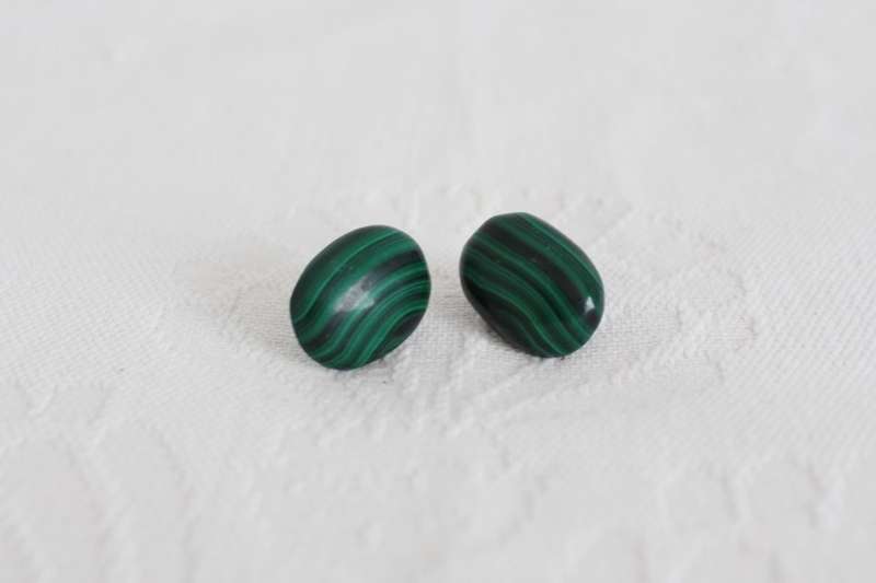 GENUINE MALACHITE GEM STONE GREEN VINTAGE STUD EARRINGS - PIERCED
