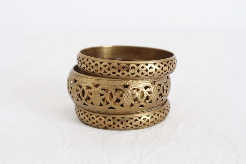 VINTAGE LOT OF 3 BRASS CUT-OUT BANGLES BRACELETS