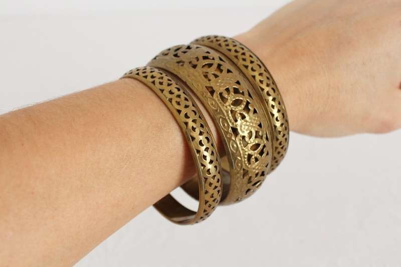 VINTAGE LOT OF 3 BRASS CUT-OUT BANGLES BRACELETS