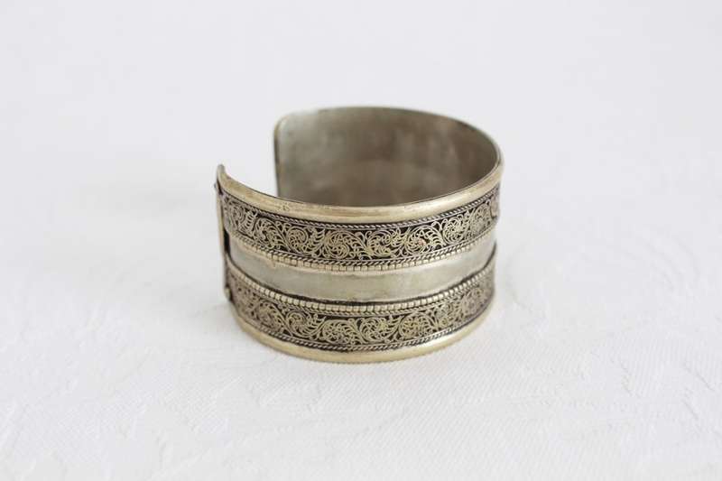 VINTAGE FILIGREE SILVER CUFF BRACELET BANGLE