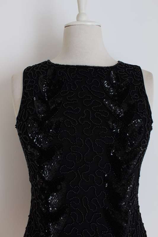 BLACK SEQUINED BEADED SHEER MESH SLEEVELESS TOP - SIZE 12