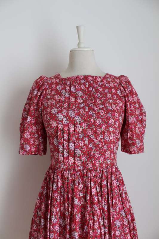 *LAURA ASHLEY* DESIGNER VINTAGE RED FLORAL PRINT COTTON DRESS - SIZE 10