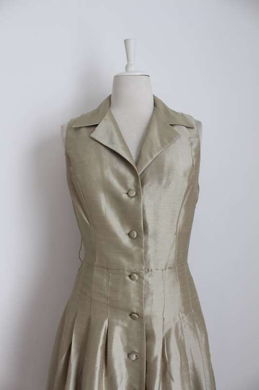 *JESSICA HOWARD* SILK VINTAGE BUTTON DOWN COCKTAIL DRESS - SIZE 12