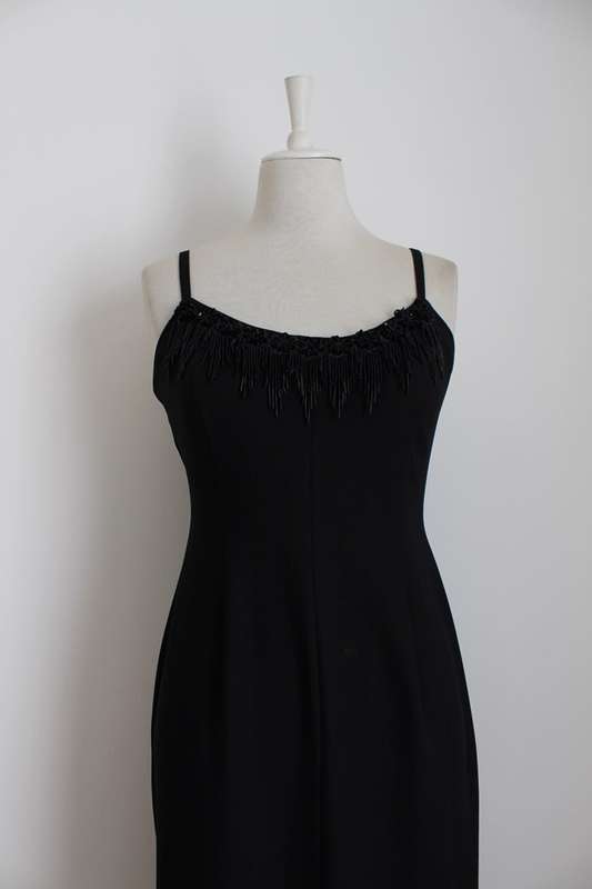 VINTAGE BEADED NECKLINE BLACK COCKTAIL EVENING DRESS - SIZE 10