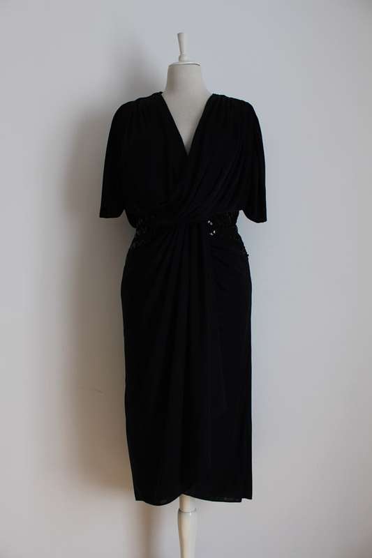 VINTAGE BLACK GATHERED FRONT SEQUINED COCKTAIL PARTY DRESS - SIZE 12
