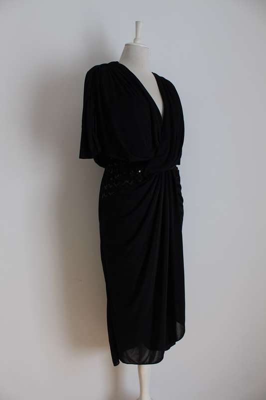 VINTAGE BLACK GATHERED FRONT SEQUINED COCKTAIL PARTY DRESS - SIZE 12
