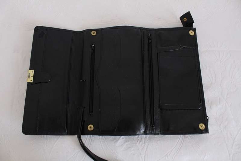 *BUSBY* GENUINE LEATHER VINTAGE BLACK CLUTCH BAG WALLET PURSE