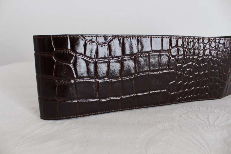 *REISS* DESIGNER PATENT LEATHER CROC BROWN WIDE BELT