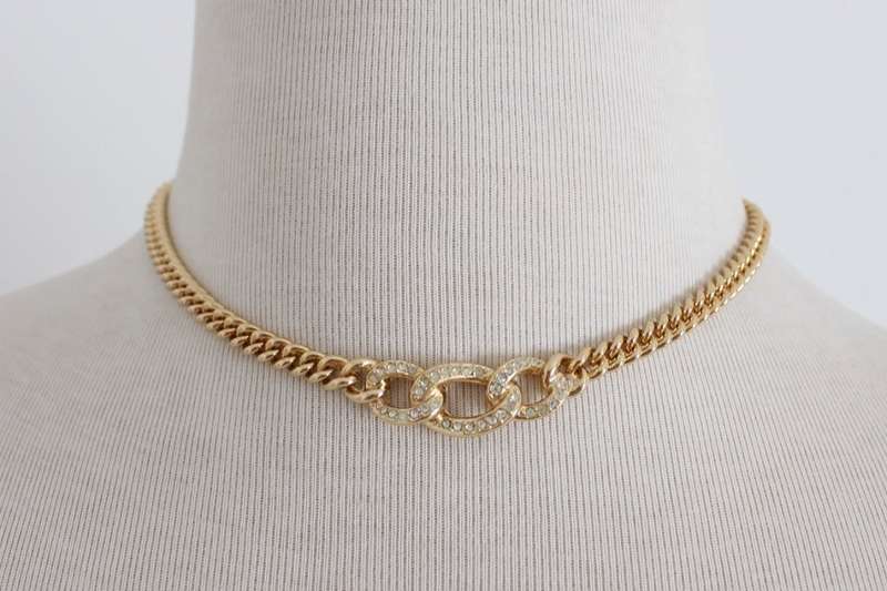 *CHRISTIAN DIOR* DESIGNER VINTAGE GOLD PLATED CHAIN NECKLACE