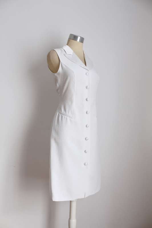 VINTAGE WHITE BUTTON DOWN SLEEVELESS DAY DRESS - SIZE 8