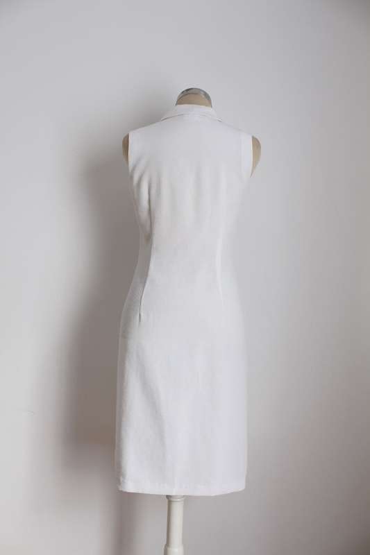 VINTAGE WHITE BUTTON DOWN SLEEVELESS DAY DRESS - SIZE 8