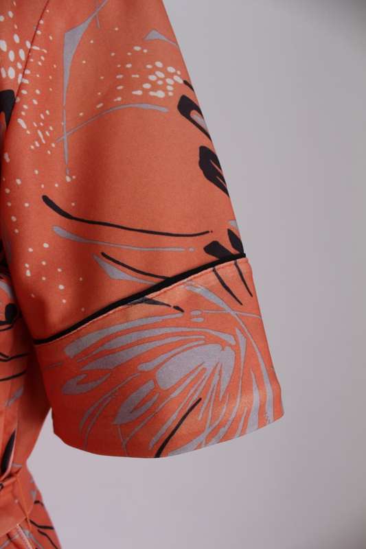 VINTAGE ORANGE ABSTRACT PRINT TIE WAIST DAY DRESS - SIZE 12