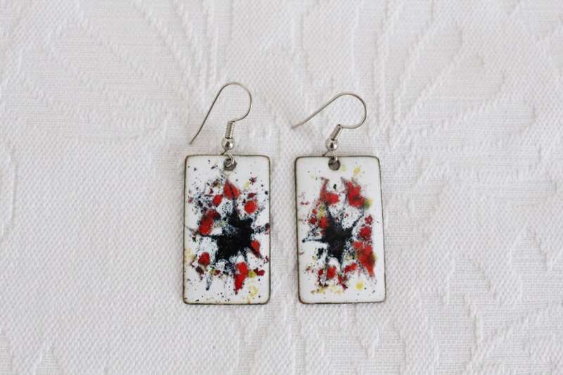 VINTAGE ENAMEL PAINTED COPPER RECTANGLE DROP EARRINGS