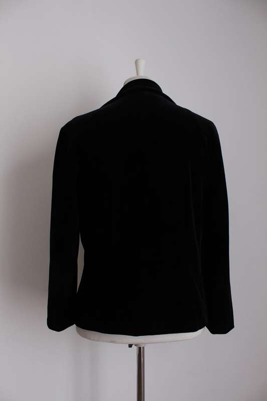 VINTAGE VELVET BLACK JACKET BLAZER - SIZE 14