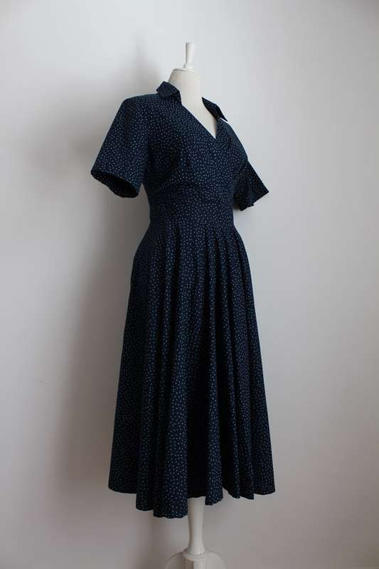 VINTAGE POLKA DOT PRINT NAVY BLUE DAY DRESS - SIZE 12