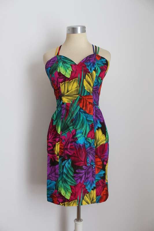 VINTAGE RAINBOW LEAF PRINT TWO PIECE DRESS JACKET SET - SIZE 6
