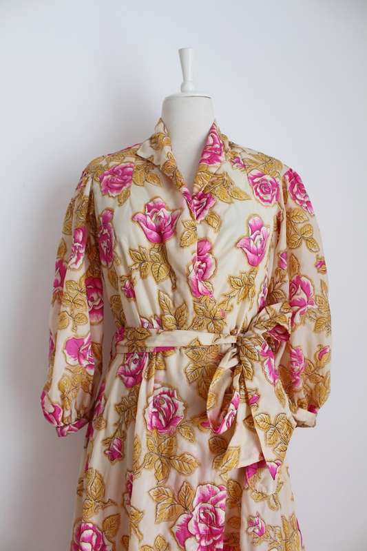 VINTAGE FLORAL PINK ORANGE TIE WAIST DRESSING GOWN ROBE - SIZE M