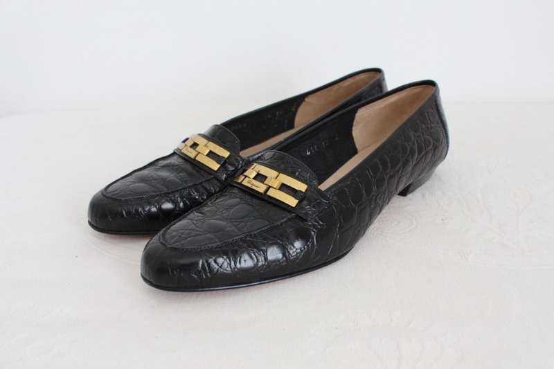*SALVATORE FERRAGAMO* DESIGNER CROCODILE SKIN VINTAGE BLACK LOAFERS SHOES - SIZE 8