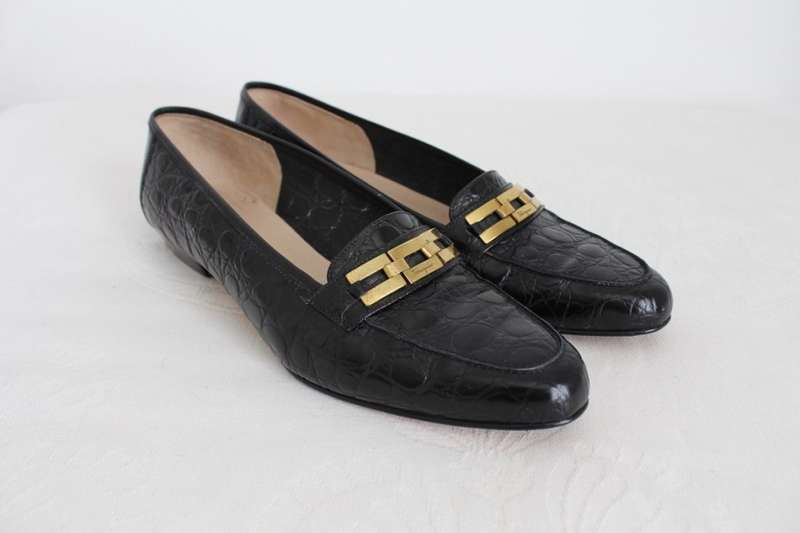 *SALVATORE FERRAGAMO* DESIGNER CROCODILE SKIN VINTAGE BLACK LOAFERS SHOES - SIZE 8