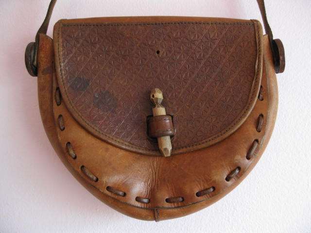 1960s VINTAGE INDIE TOOLED GENUINE LEATHER BROWN ANTIQUE MESSENGER BAG