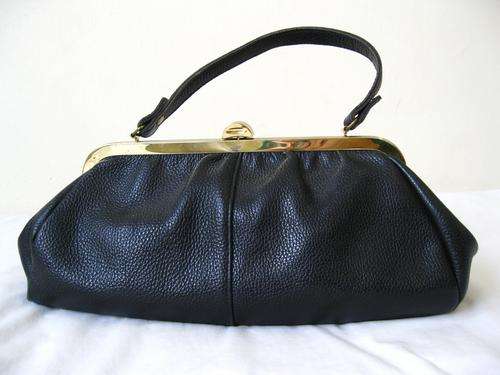 VINTAGE GENUINE LEATHER BLACK GLADSTONE/ DOCTORS BAG