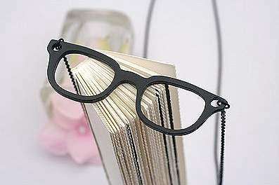 FUNKY INDIE BLACK WAYFARER SUNGLASSES CHAIN NECKLACE