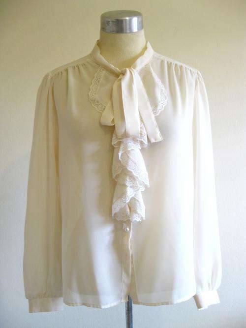 VINTAGE CREAM BEIGE BOW TIE LACE RUFFLE LONG SLEEVE BLOUSE SHIRT - SIZE 16