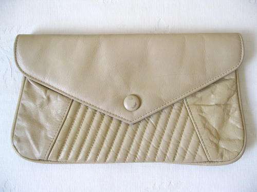**CLEARANCE SALE** VINTAGE GENUINE LEATHER BEIGE ENVELOPE CLUTCH BAG PURSE