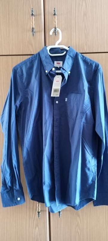 Levi`s Shirt Medium Slim Fit