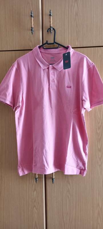 Levi`s Men`s Housemark Polo Shirt Chateu L