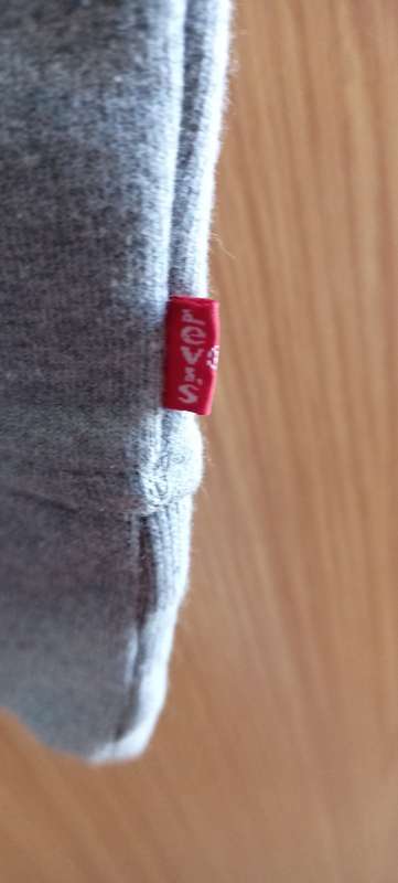 Levi`s Men`s Relaxed Graphic Hoodie Grey Medium