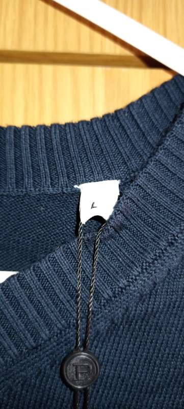 Pringle of Scotland Men`s Navy Core Vneck Knitwear Top Large