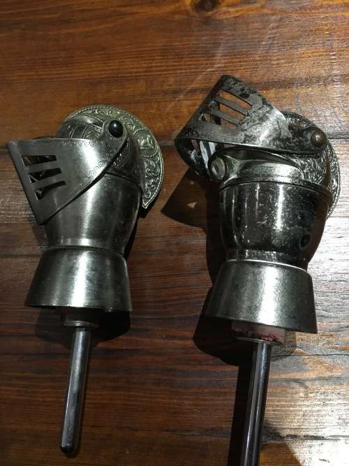 Knights Todd Pourers
