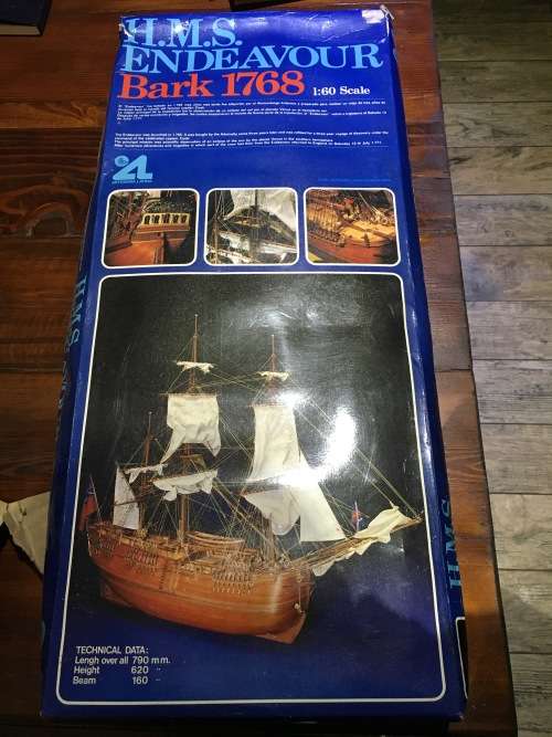 HMS Endeavor Made in Spain 1981 Model Ship