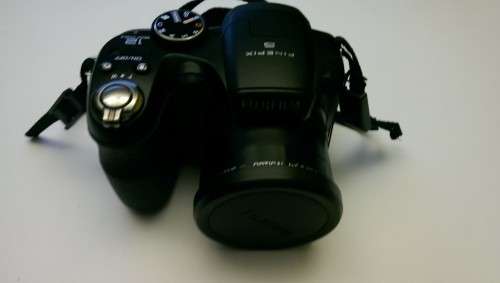 Fujifilm S1800
