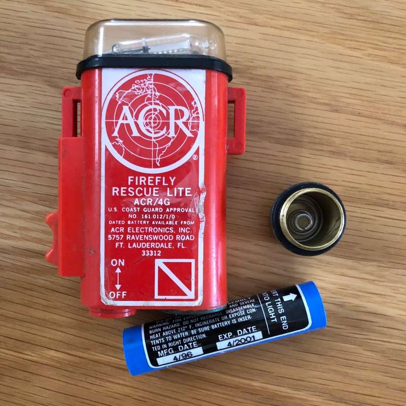 ACR STROBE LIGHT IN WORKING CONDITION