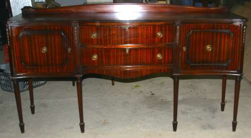 A GORGEOUS circa 1961 REGENCY STYLE SIDE SERVER WITH EXQUISITE DETAIL! MAGNIFICENT