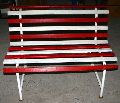 A FANTASTIC VINTAGE COLORFUL GARDEN BENCH