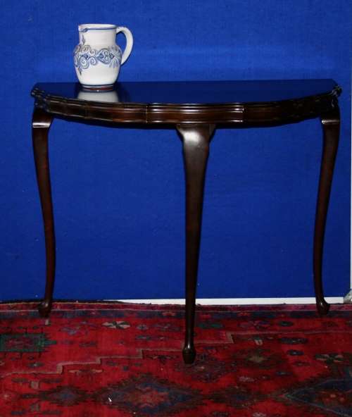 WOW A SUPERB IMBUIA HALF MOON TABLE WITH QUEEN ANN LEGS A BEAUTIFUL CLEAN PIECE