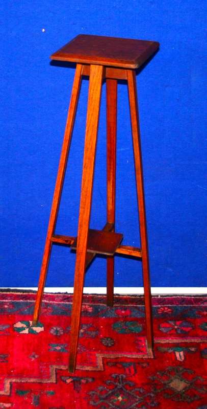 A FANTASTIC TALL OAK? POT PLANT STAND OR LAMP STAND STUNNING !!!