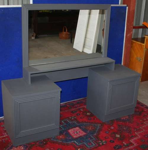 A STUNNING DARK GREY PAINTED VENEERED DRESSING TABLE PERFECT TO FINISH IN YOUR OWN PAINT TECHNIQUE