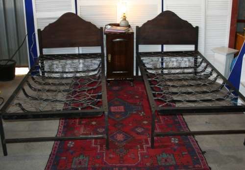 TWO MAGNIFICENT SOLLID IMBUIA SINGLE BEDS WITH THE BED FRAMES STUNNING