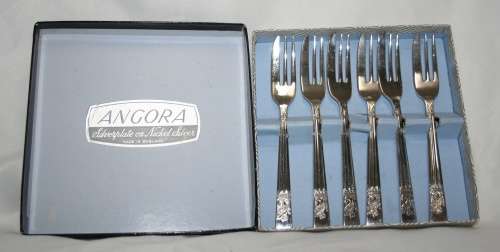 Six ANGORA Silver plated forks made in England in Original Box EXQUISITE!!!