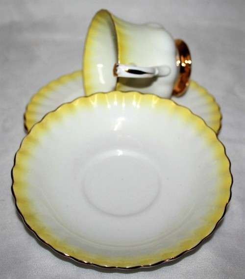 ROYAL ALBERT RAINBOW FIVE TRIO SETS - Romantic - Exuberant - Beautiful - Feminine