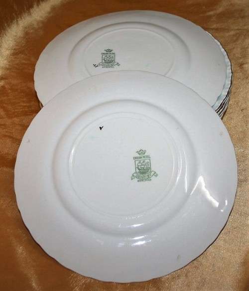 EIGHT GORGEOUS DINNER PLATES - CREAM PETAL -GRINDLEY ENGLAND IN A LIGHT BLUE - FANTASTIC GOLD TRIM!!