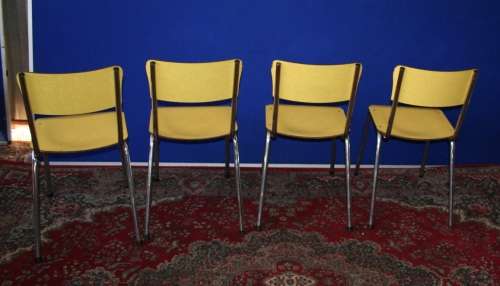 RETRO VINTAGE CHIC A BRIGHT YELLOW 4 SEATER KITCHEN SET - ONE BID FOR THE SET