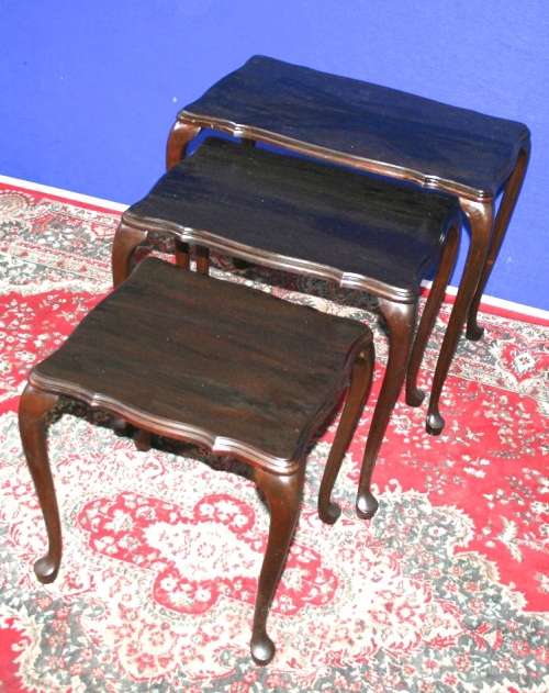 A STUNNING NEST OF THREE QUEEN ANNE COFFEE TABLE BID PER TABLE TO TAKE THEM ALL