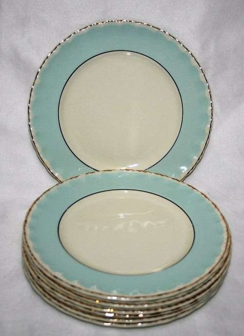 EIGHT GORGEOUS DINNER PLATES - CREAM PETAL -GRINDLEY ENGLAND IN A LIGHT BLUE - FANTASTIC GOLD TRIM!!